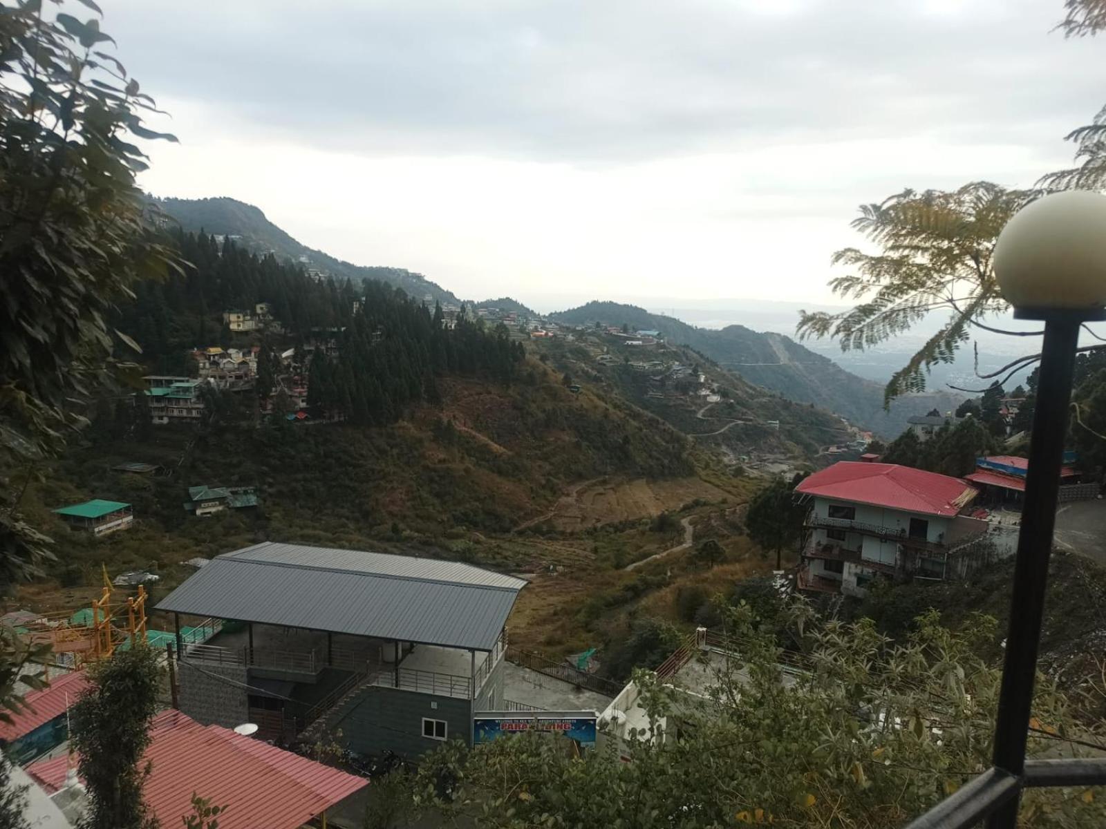 Hotel Himalayan Village Mussoorie Buitenkant foto