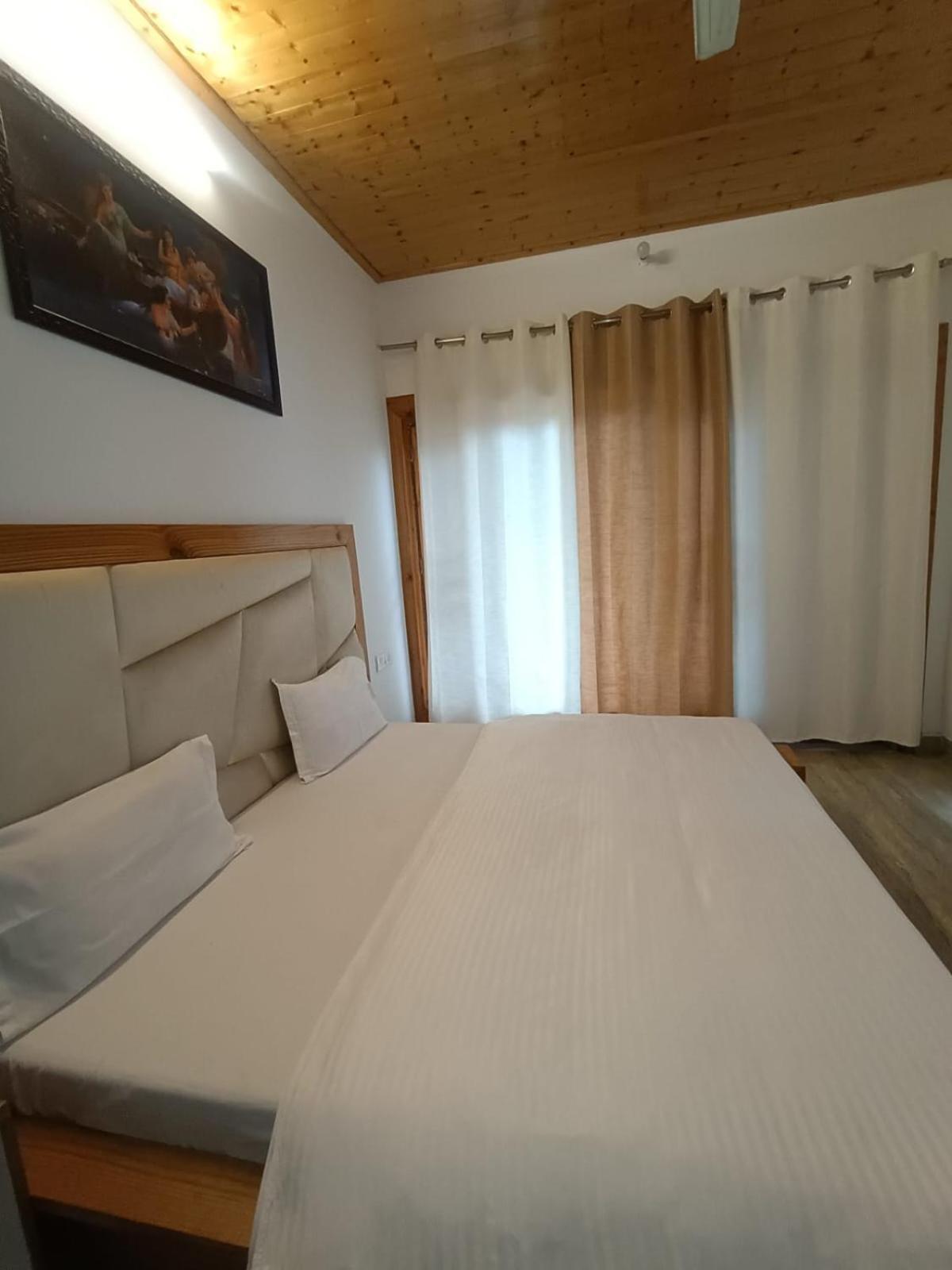 Hotel Himalayan Village Mussoorie Buitenkant foto