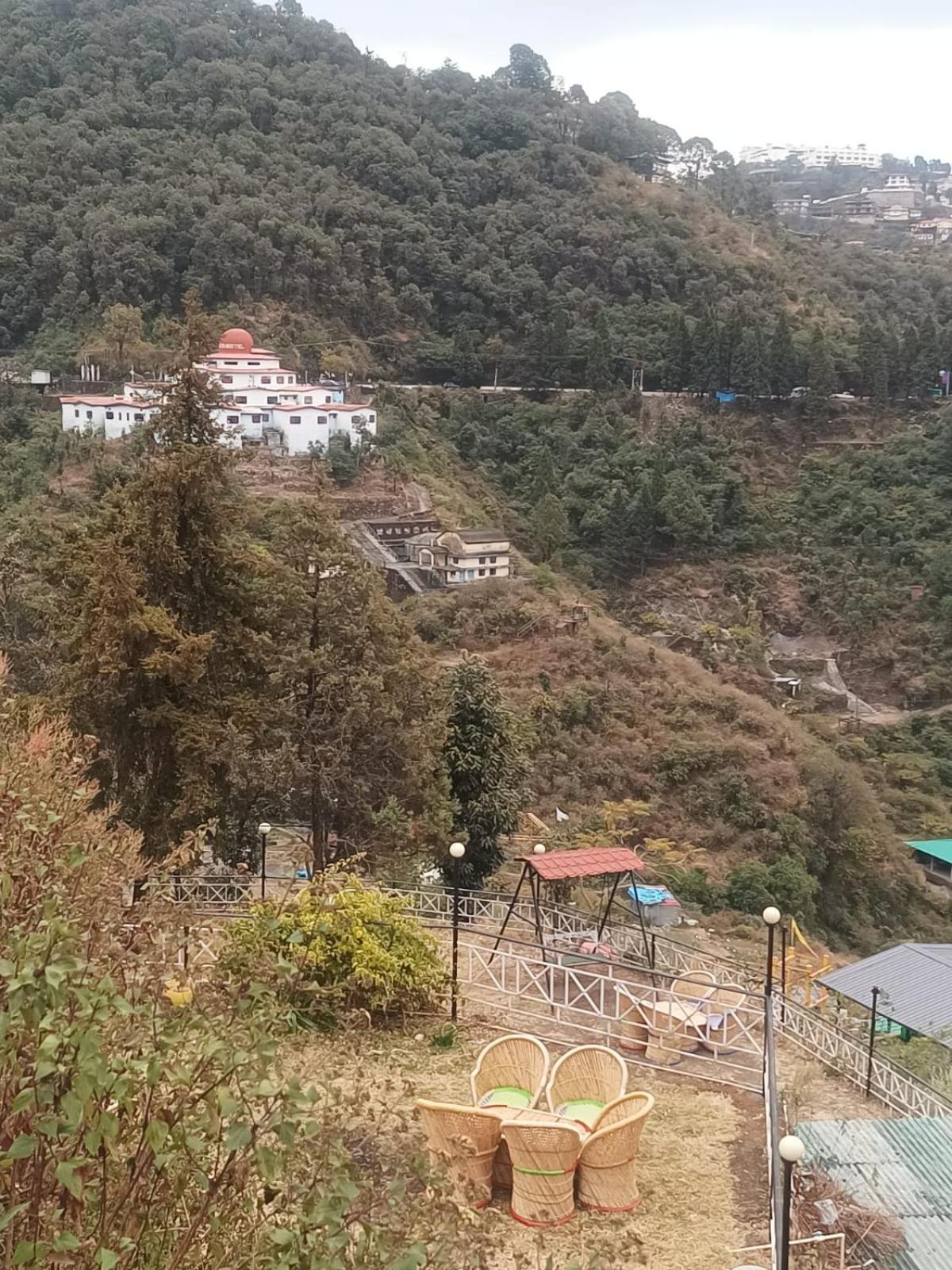 Hotel Himalayan Village Mussoorie Buitenkant foto
